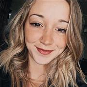 Laureata in Psicologia dello sviluppo e dei processi educativi, sono motivata a condividere le competenze che ho appreso!